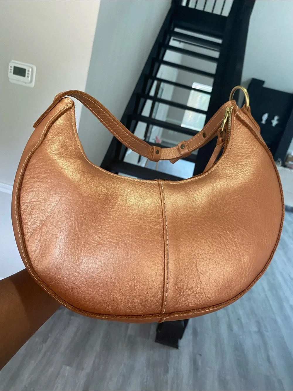 EUC Portland Leather Nora Shoulder Bag Hava